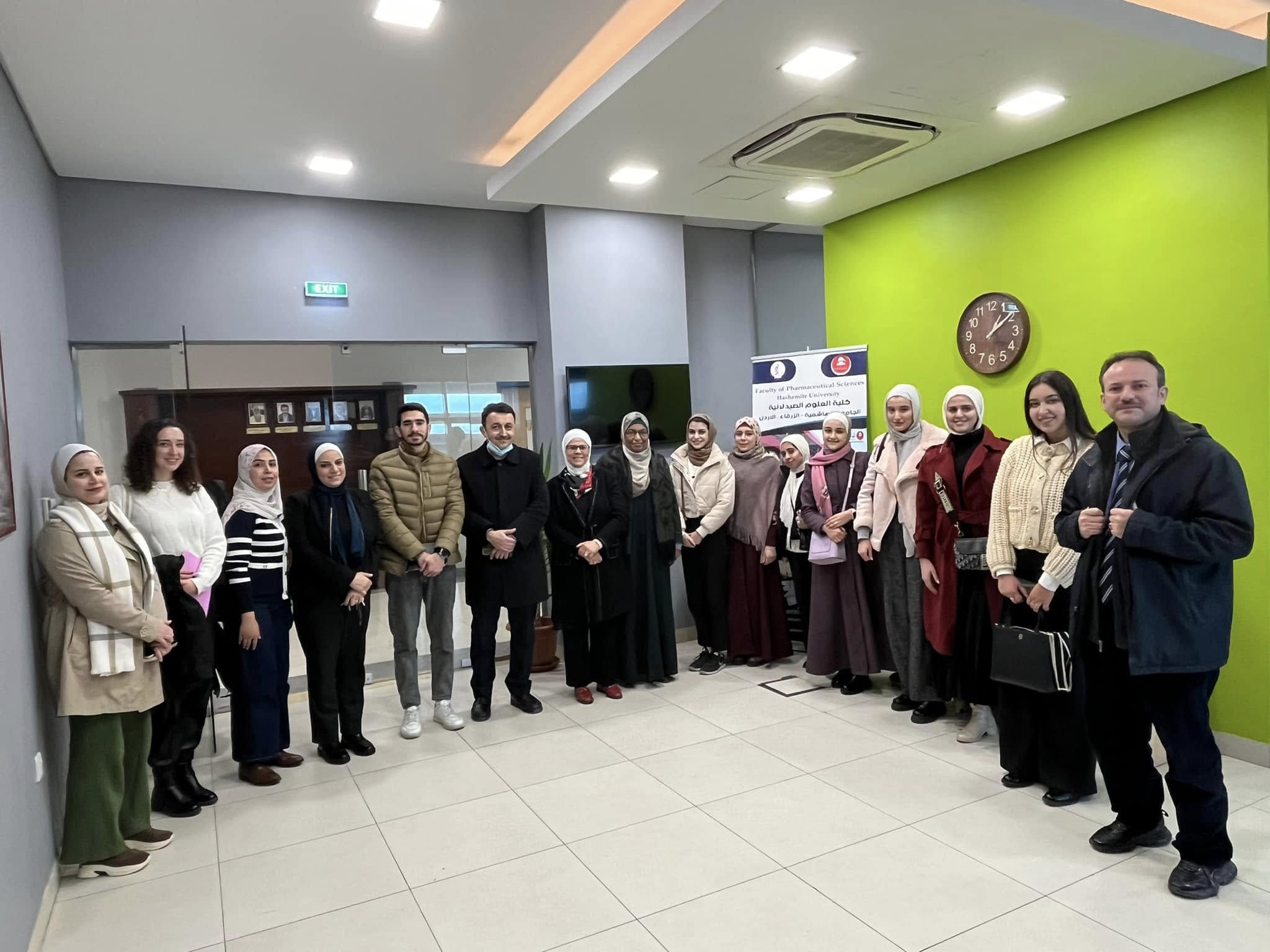 No photo description available.